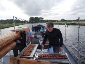 Barbecue op het water in Amersfoort